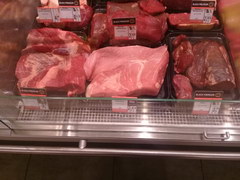 Prices at supermarkets in Berlin in Germany, Fresh meat (beef)